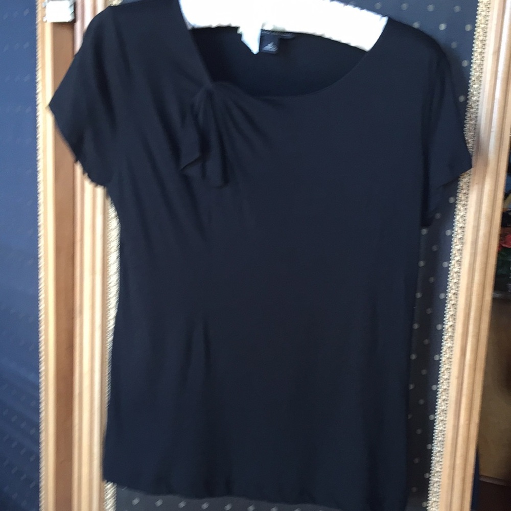 Black bow top